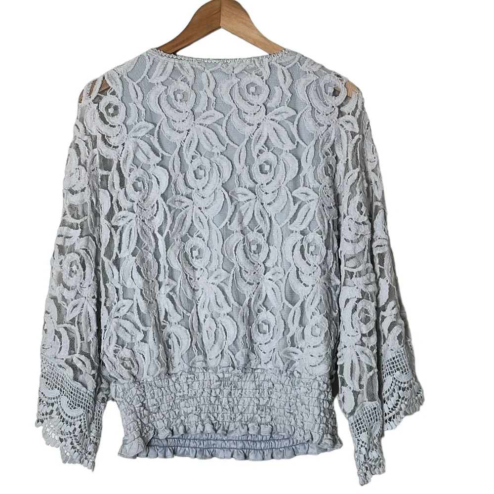 Lauren Michelle | Dolman bell sleeve Light blue loose boho blouse size l…
